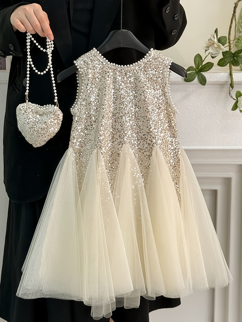 Girls Sleeveless Sequin Tulle Party Dress with Matching Heart‑Shaped Pearl Purse Set