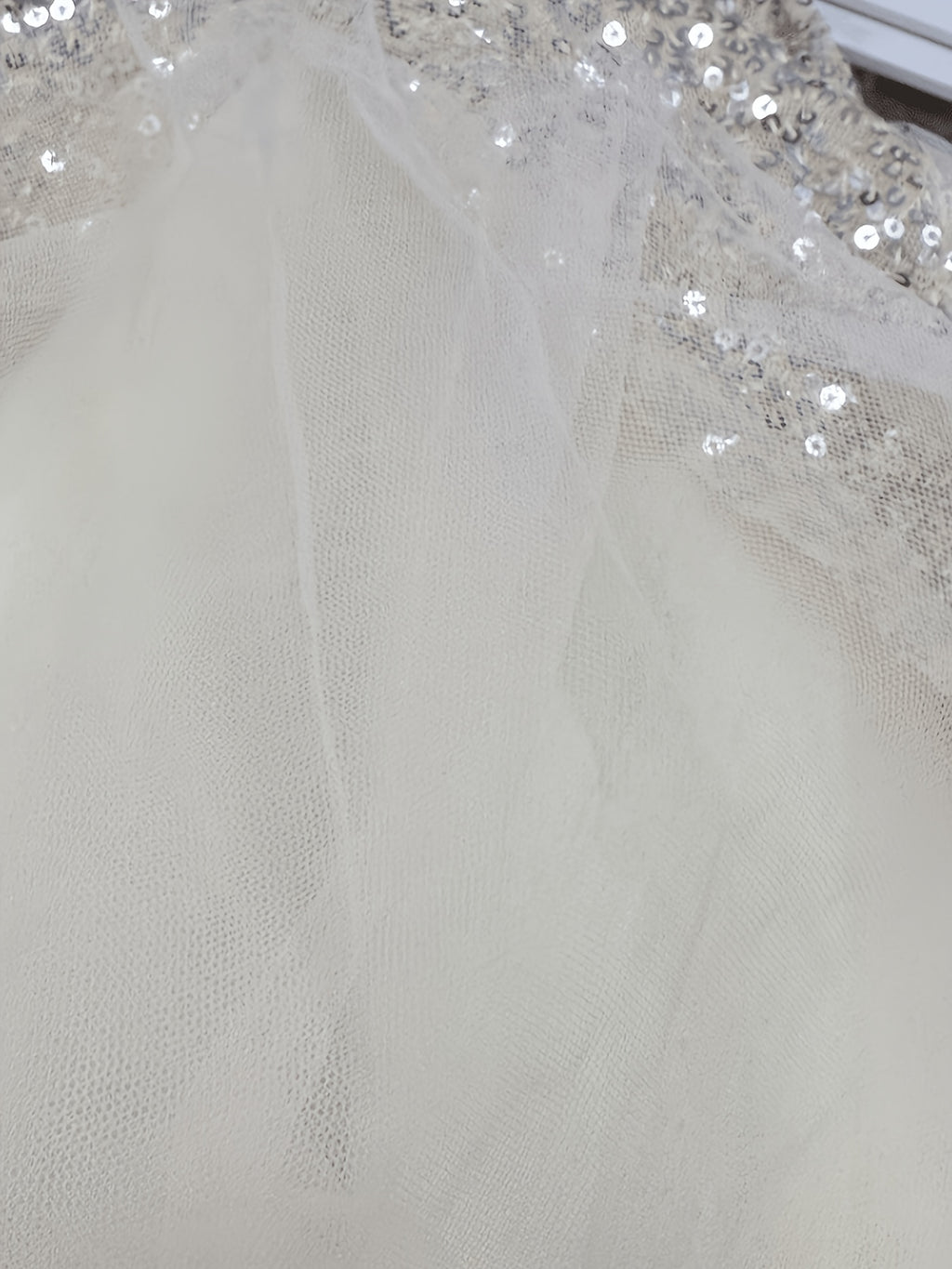 Girls Sleeveless Sequin Tulle Party Dress with Matching Heart‑Shaped Pearl Purse Set