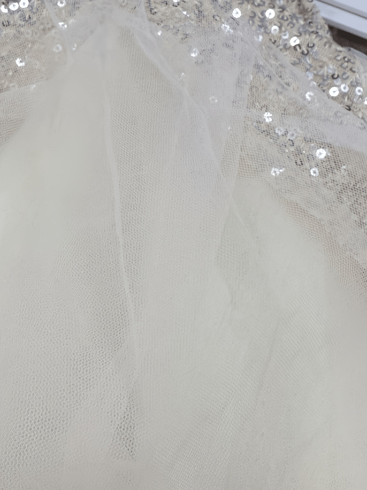 Girls Sleeveless Sequin Tulle Party Dress with Matching Heart‑Shaped Pearl Purse Set
