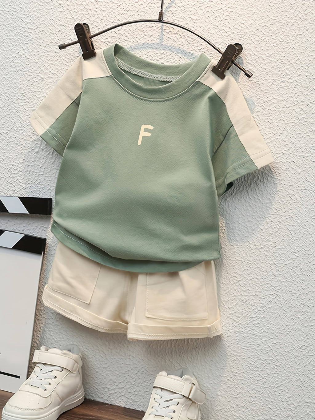 Color‑Block Short‑Sleeve T‑Shirt & Pocket Shorts Set