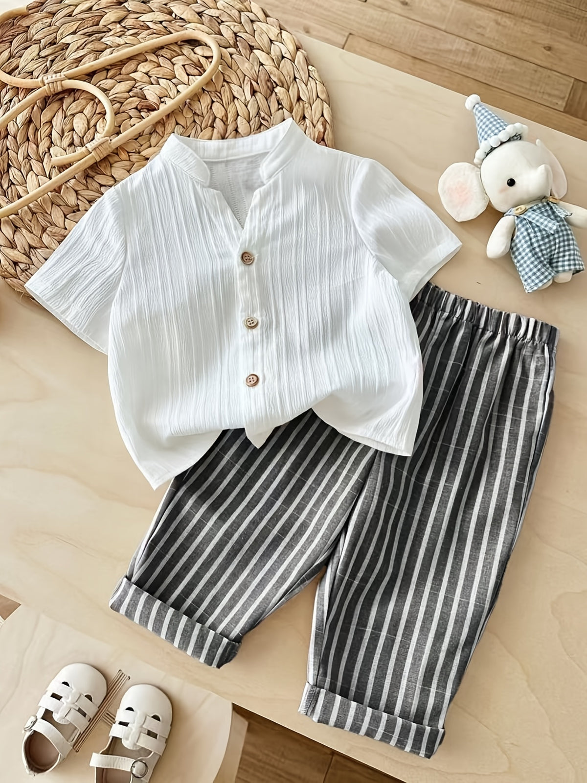 Stand‑Collar Crinkle Short‑Sleeve Shirt & Striped Roll‑Up Long Pants Set
