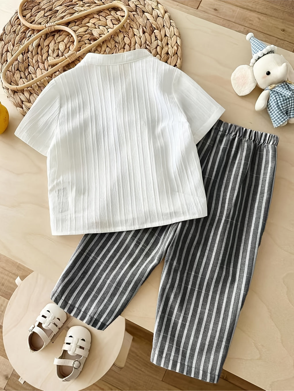 Stand‑Collar Crinkle Short‑Sleeve Shirt & Striped Roll‑Up Long Pants Set