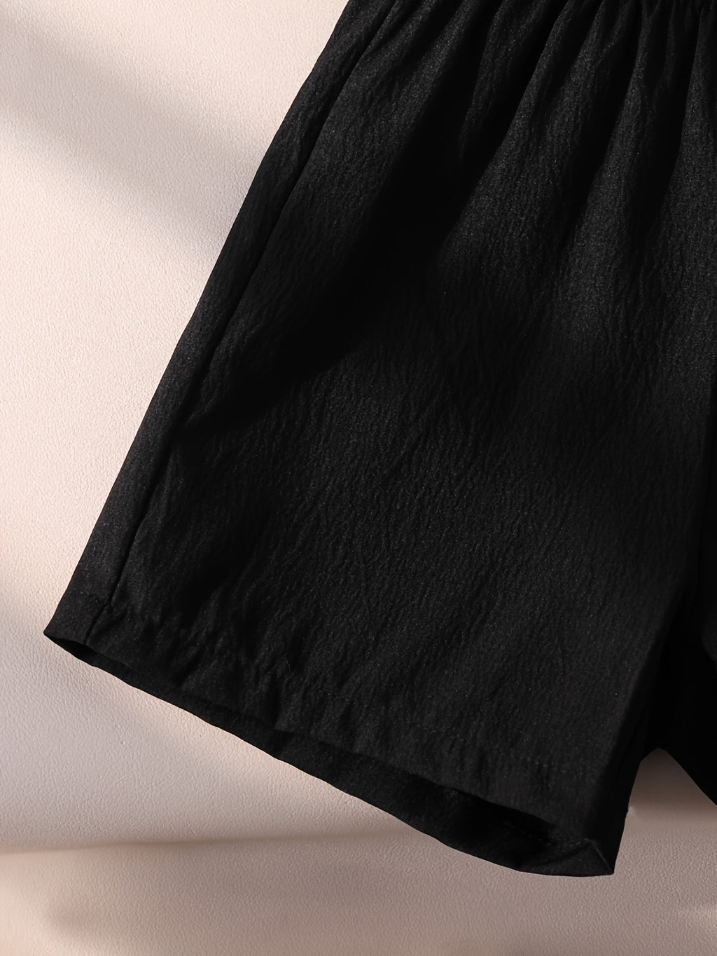 Textured Short‑Sleeve Polo Shirt & Casual Black Shorts Set