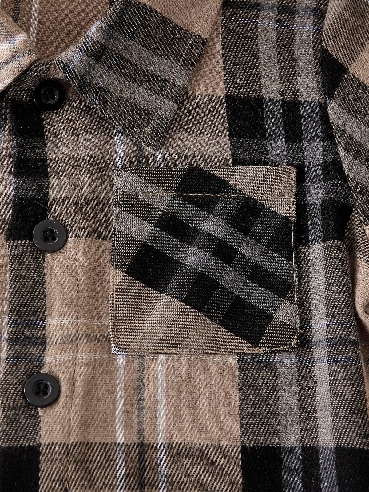 Short‑Sleeve Plaid Button‑Down Shirt & Solid Black Shorts Set